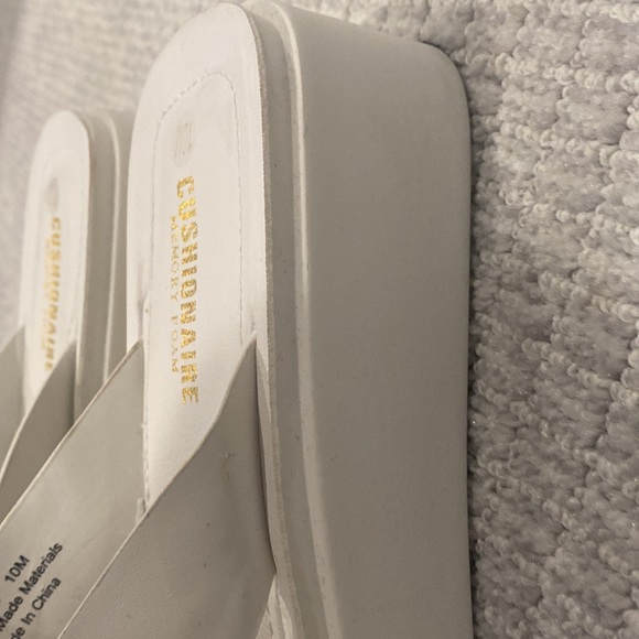 flip flops - Picture 4 of 4